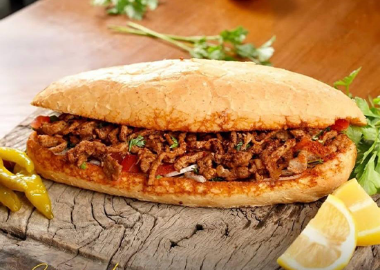 Et Tantuni Ekmek Arası